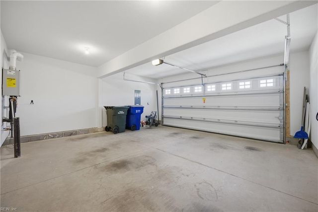 134 Corcoran LN, Suffolk, VA 23434