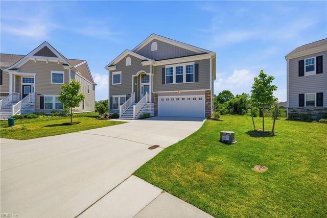 134 Corcoran LN, Suffolk, VA 23434