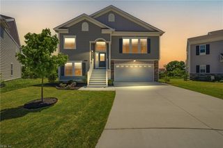 134 Corcoran LN, Suffolk, VA 23434