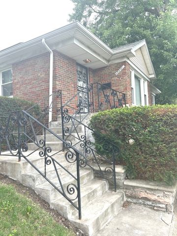 12200 S Yale Avenue, Chicago, IL 60628