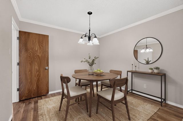 8130 Avenida La Prestina NE, Albuquerque, NM 87109