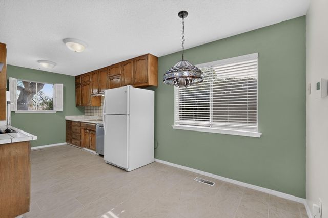 8130 Avenida La Prestina NE, Albuquerque, NM 87109
