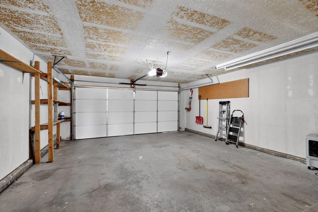 8130 Avenida La Prestina NE, Albuquerque, NM 87109
