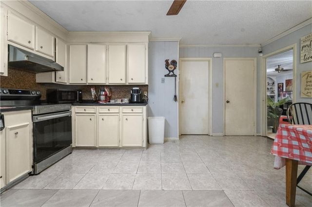 2127 MEMORIAL Drive, Alexandria, LA 71301