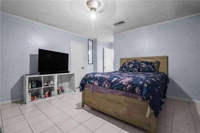 2127 MEMORIAL Drive, Alexandria, LA 71301