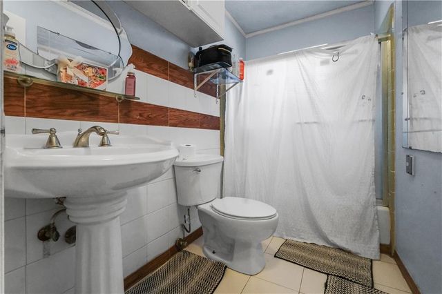 2127 MEMORIAL Drive, Alexandria, LA 71301