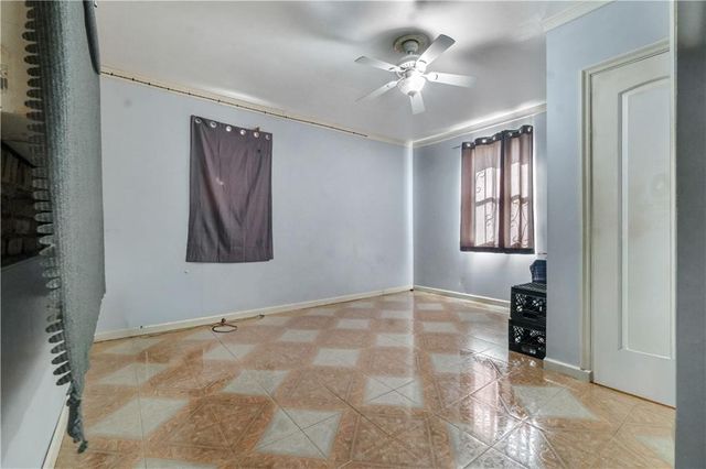 2127 MEMORIAL Drive, Alexandria, LA 71301