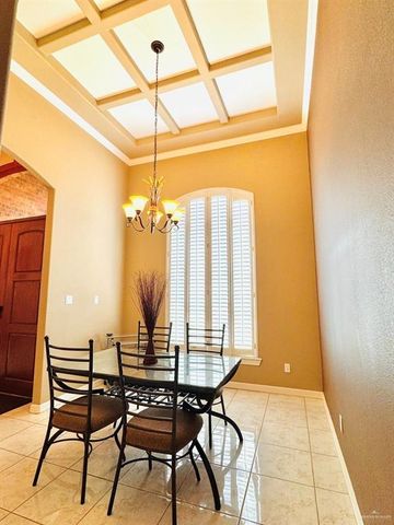 201 Thornwood Loop, Rio Grande City, TX 78582