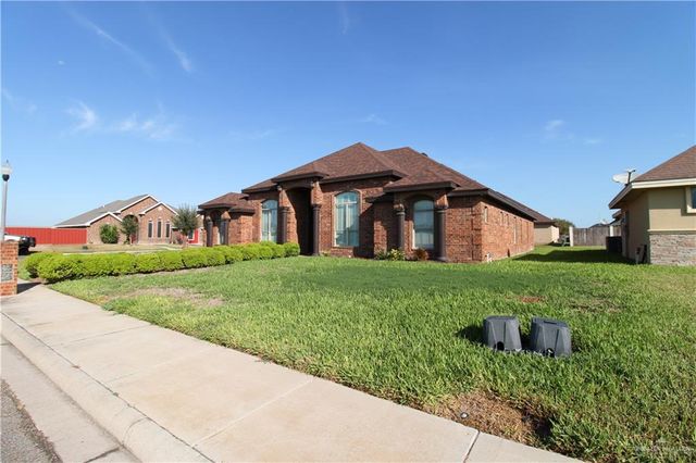 201 Thornwood Loop, Rio Grande City, TX 78582