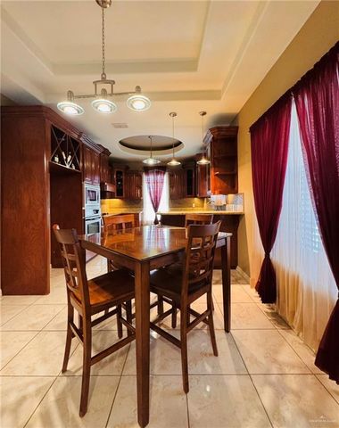 201 Thornwood Loop, Rio Grande City, TX 78582