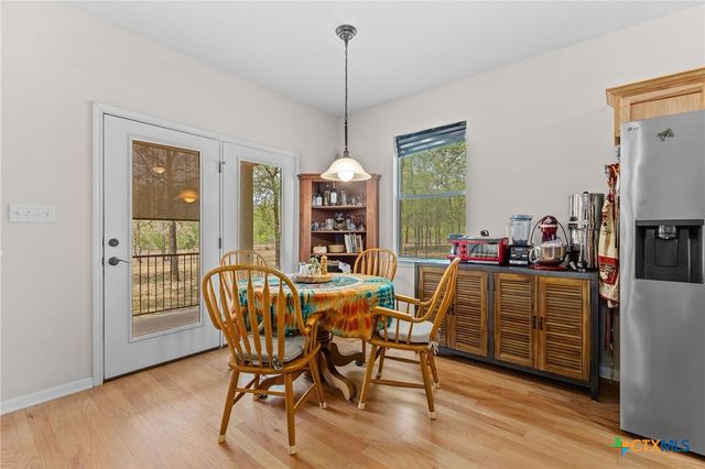 202 The Oaks Boulevard, Elgin, TX 78621