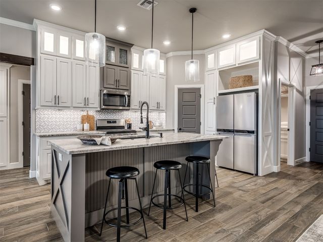 11716 SW 47th Street, Mustang, OK 73064
