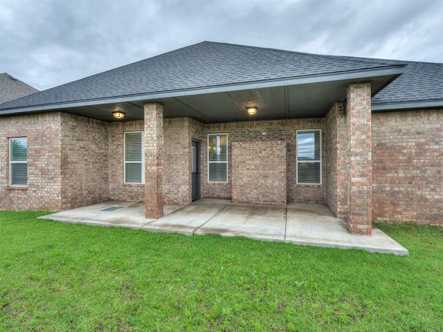 11716 SW 47th Street, Mustang, OK 73064