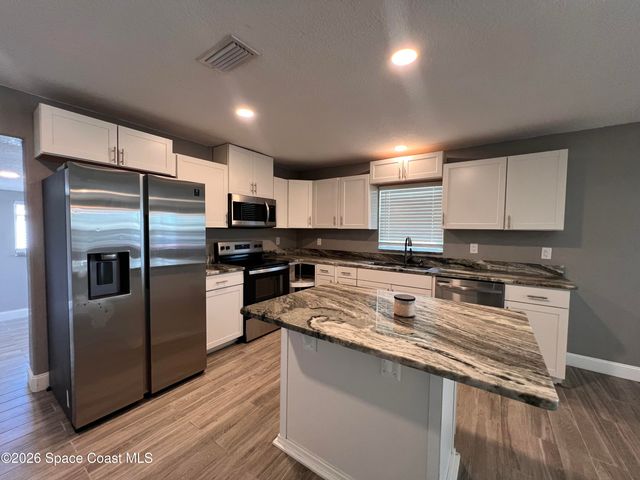 741 Frisco Street SE, Palm Bay, FL 32909