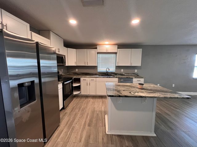 741 Frisco Street SE, Palm Bay, FL 32909