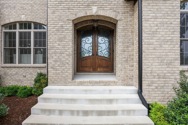 980 Chandamere Way, Nicholasville, KY 40356