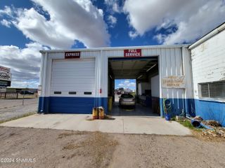 2001 S Valley Drive, Las Cruces, NM 88005