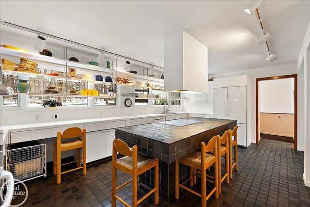 3750 Orion Road, Oakland Twp, MI 48363