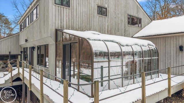 3750 Orion Road, Oakland Twp, MI 48363