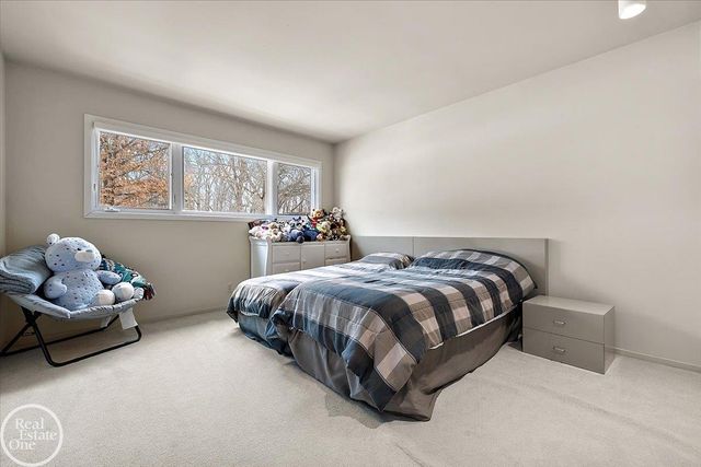 3750 Orion Road, Oakland Twp, MI 48363