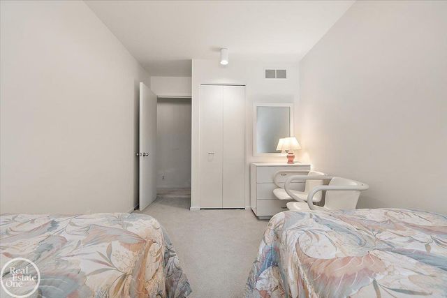 3750 Orion Road, Oakland Twp, MI 48363