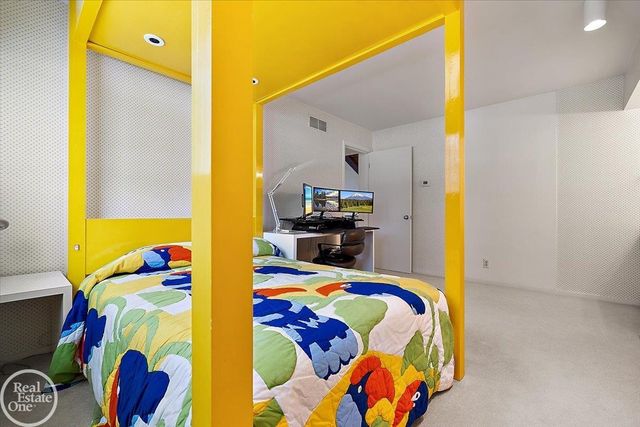 3750 Orion Road, Oakland Twp, MI 48363