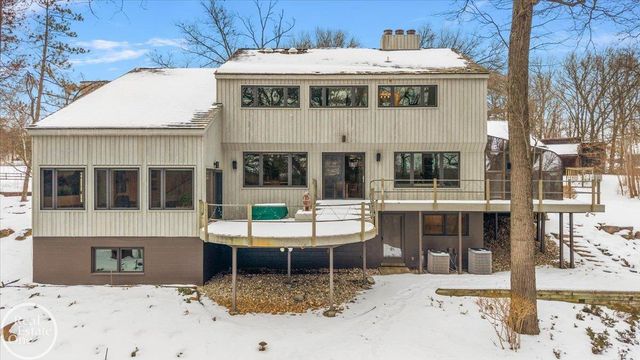 3750 Orion Road, Oakland Twp, MI 48363