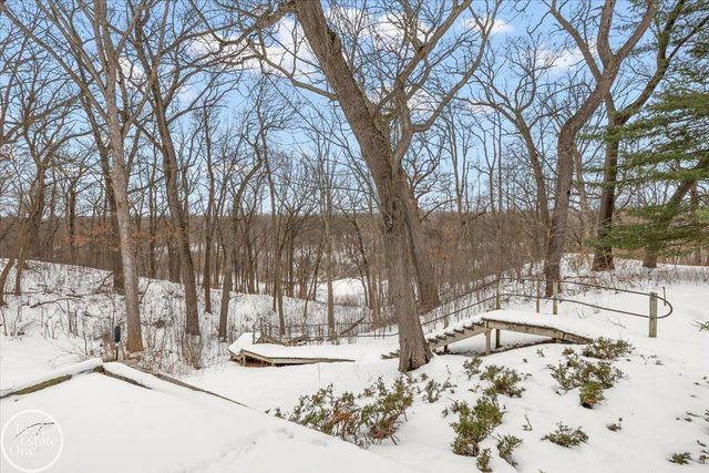 3750 Orion Road, Oakland Twp, MI 48363