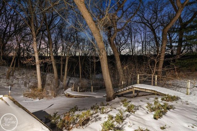 3750 Orion Road, Oakland Twp, MI 48363