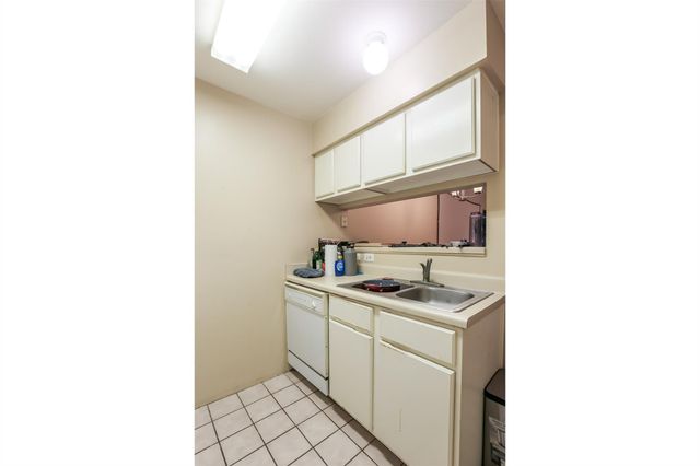 501 W 26th ST 312, Austin, TX 78705