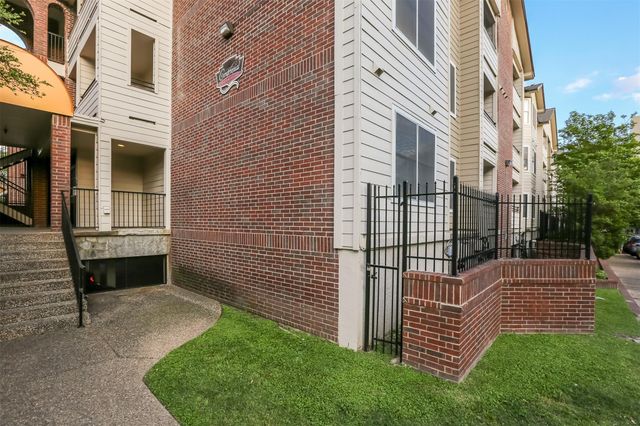 501 W 26th ST 312, Austin, TX 78705