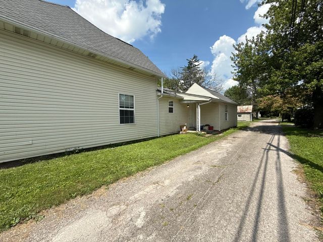 434 E Paint Street, Washington Court House, OH 43160