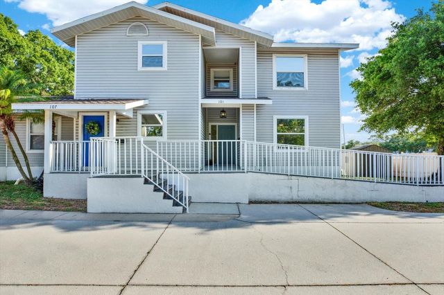 107 47TH AVENUE N, St Petersburg, FL 33703