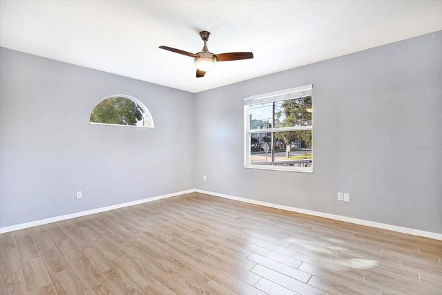107 47TH AVENUE N, St Petersburg, FL 33703