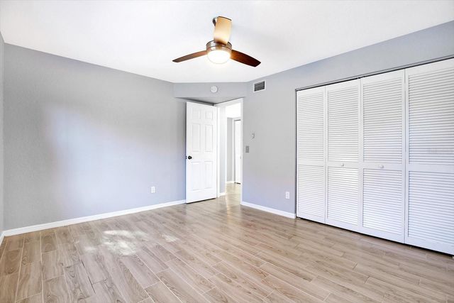 107 47TH AVENUE N, St Petersburg, FL 33703