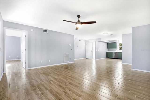 107 47TH AVENUE N, St Petersburg, FL 33703