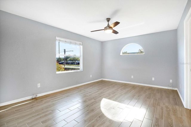 107 47TH AVENUE N, St Petersburg, FL 33703