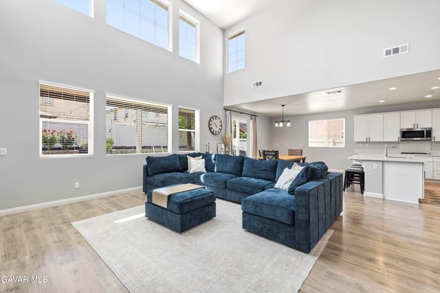 4654 W Vahan, Lancaster, CA 93536