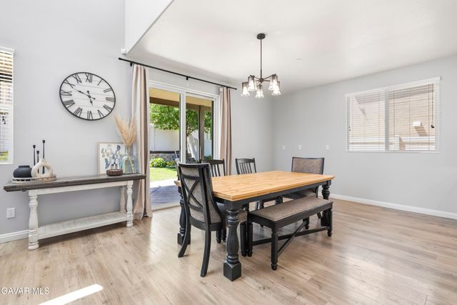 4654 W Vahan, Lancaster, CA 93536