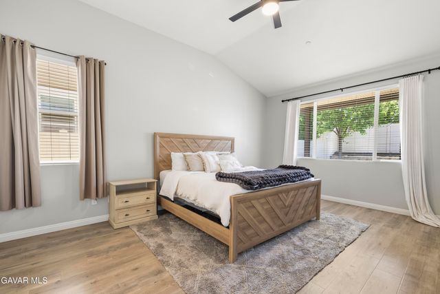4654 W Vahan, Lancaster, CA 93536