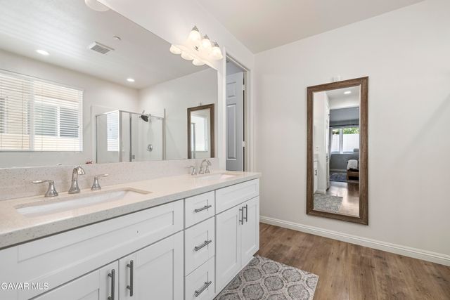 4654 W Vahan, Lancaster, CA 93536