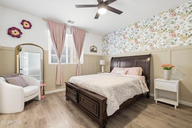 4654 W Vahan, Lancaster, CA 93536