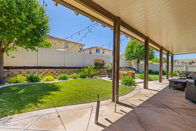 4654 W Vahan, Lancaster, CA 93536