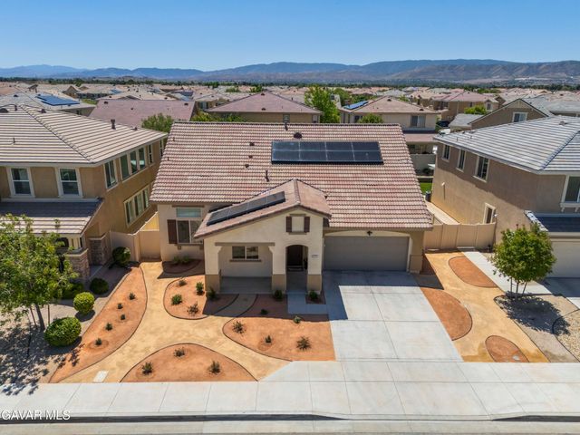 4654 W Vahan, Lancaster, CA 93536