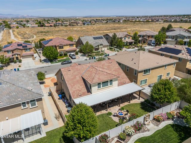 4654 W Vahan, Lancaster, CA 93536