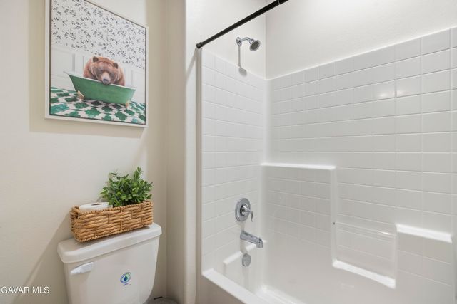 4654 W Vahan, Lancaster, CA 93536