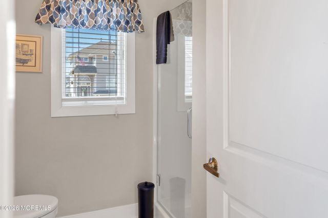 6 Cove Road, Toms River, NJ 08753