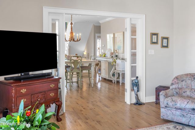 6 Cove Road, Toms River, NJ 08753