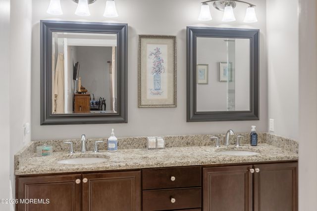 6 Cove Road, Toms River, NJ 08753