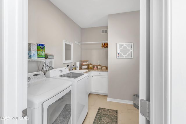 6 Cove Road, Toms River, NJ 08753